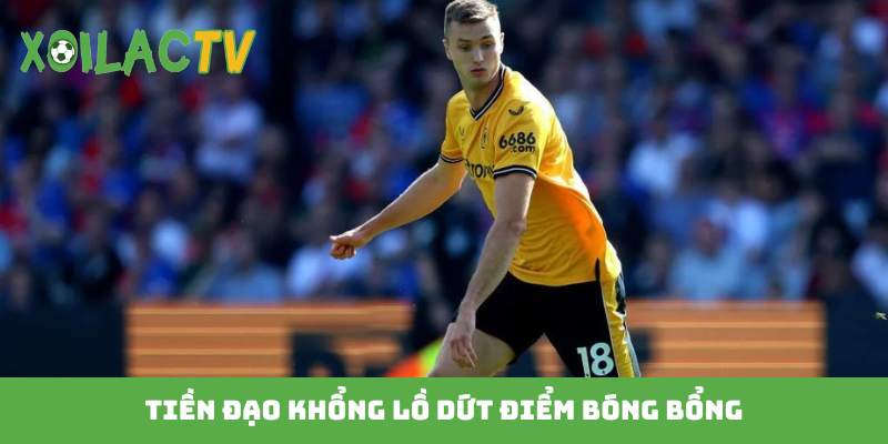 Tiền đạo khổng lồ dứt điểm bóng bổng